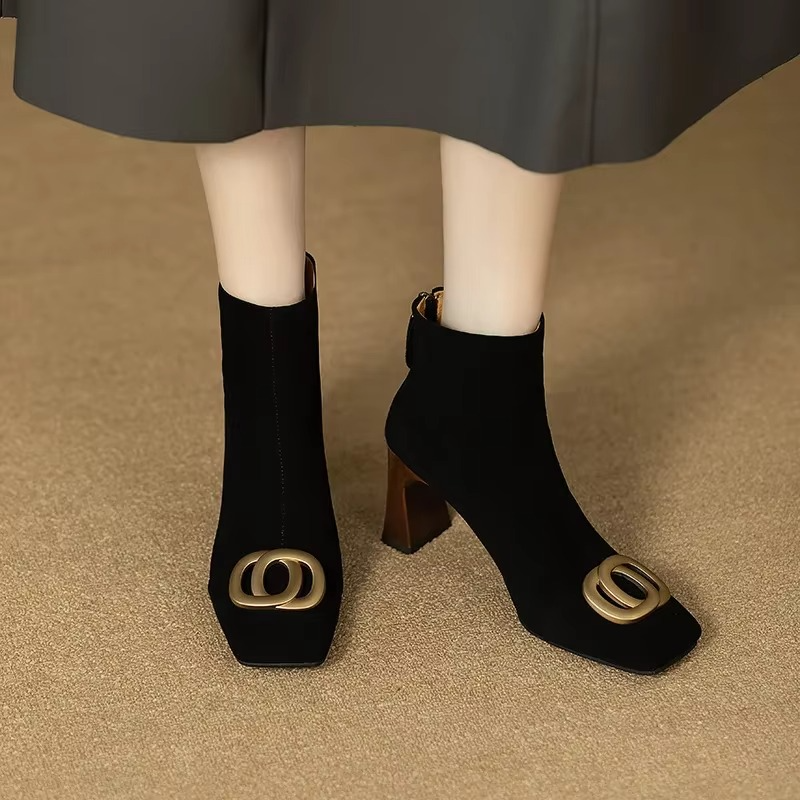 Ali - Velvet Boots