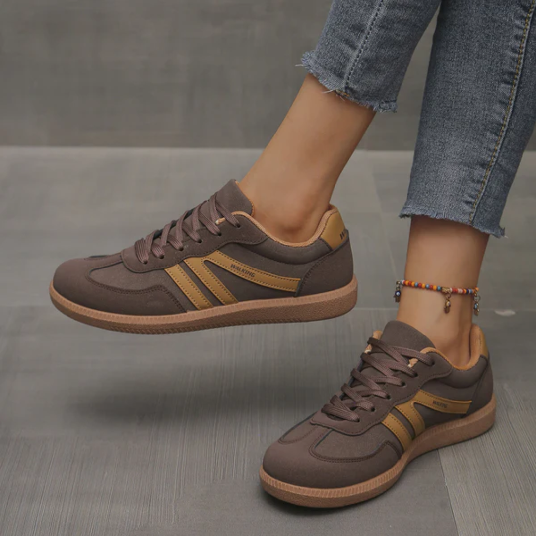 Deliza | Orthopaedic Trainers