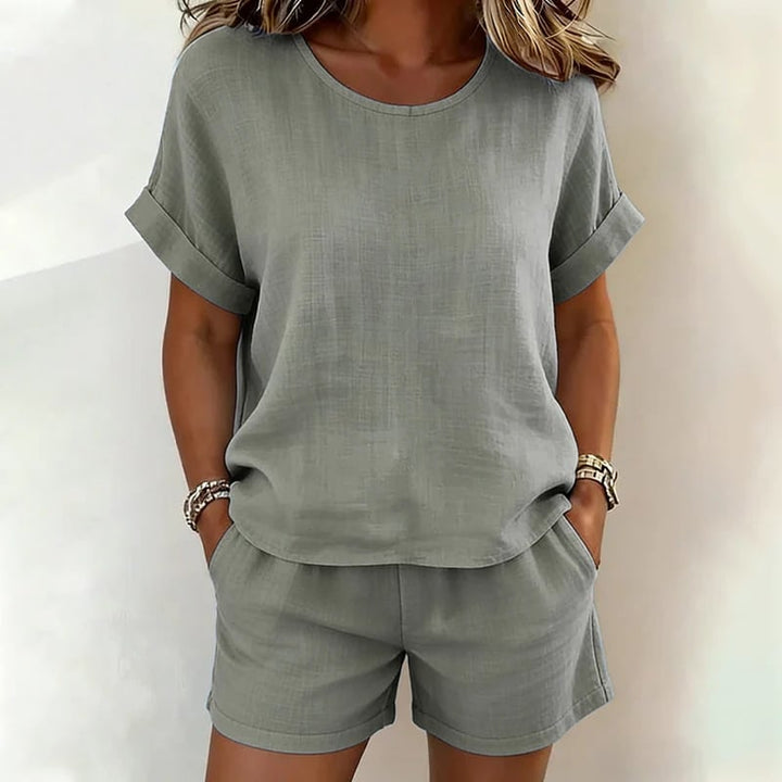 Women's Short Sleeve Top & Shorts 2-Piece Set